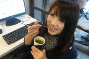 抹茶カタクリ
トロトロ食感の抹茶カタクリ
風邪気味の時やのどが痛いときの
母の味です
